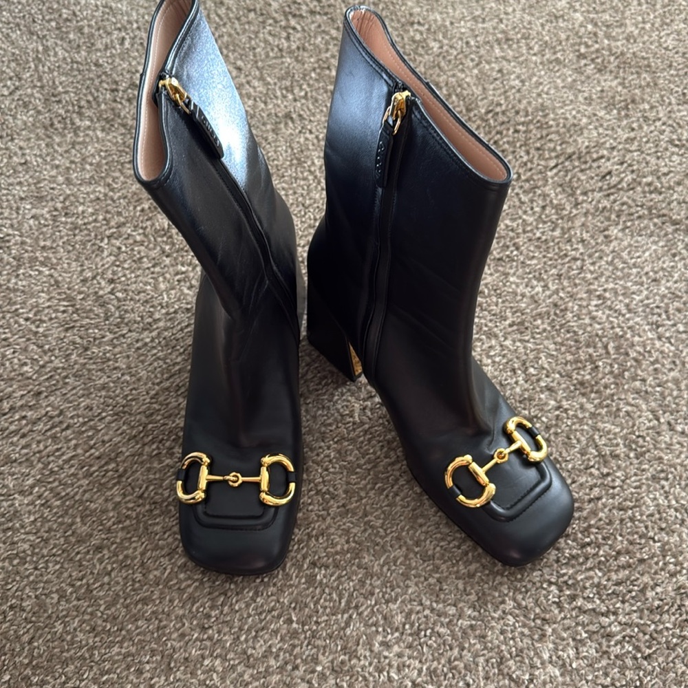Gucci boots black 7.5 woman
